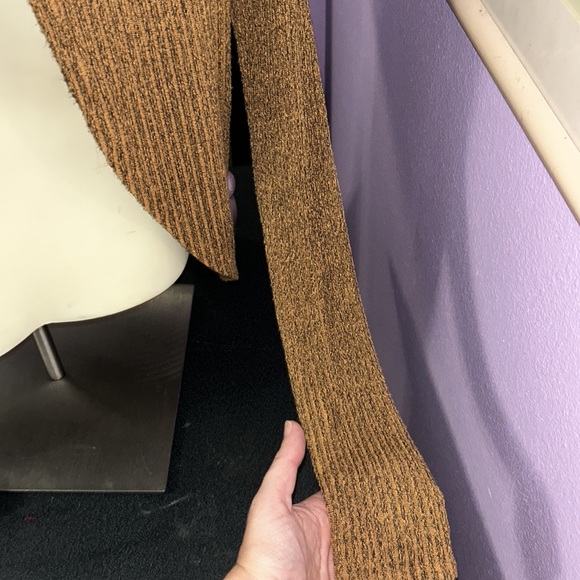 Turtleneck sweater with open back - medium size - Picture 5 of 7